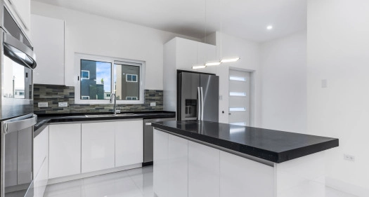 Yarl Townhouse #85 (2 Bed, 3 Bath)