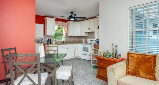 Silver Oaks Villa